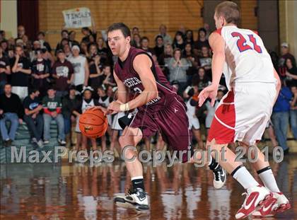 Thumbnail 3 in Woodlawn vs Sesser-Valier (1A Super Sectional) photogallery.