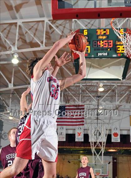 Thumbnail 1 in Woodlawn vs Sesser-Valier (1A Super Sectional) photogallery.