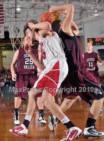 Thumbnail 1 in Woodlawn vs Sesser-Valier (1A Super Sectional) photogallery.