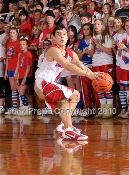 Thumbnail 3 in Woodlawn vs Sesser-Valier (1A Super Sectional) photogallery.