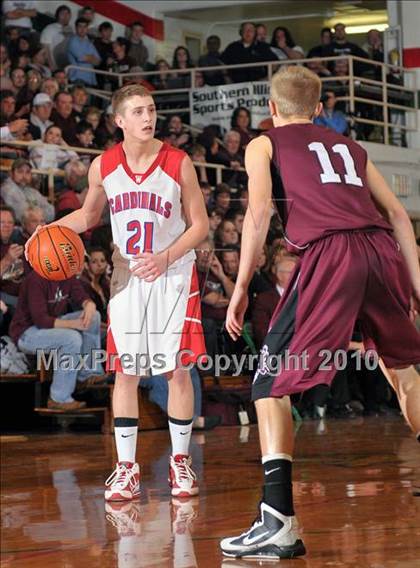 Thumbnail 3 in Woodlawn vs Sesser-Valier (1A Super Sectional) photogallery.