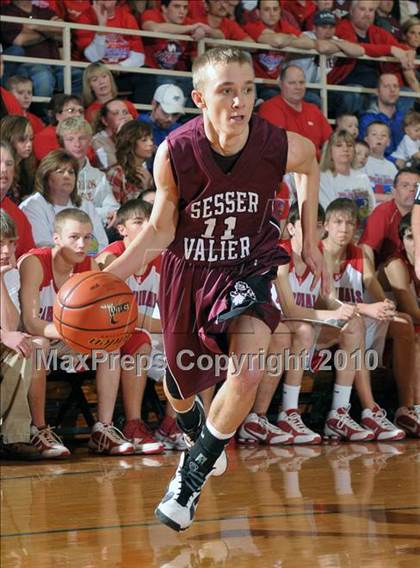 Thumbnail 1 in Woodlawn vs Sesser-Valier (1A Super Sectional) photogallery.
