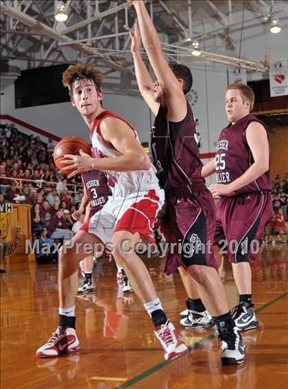 Thumbnail 3 in Woodlawn vs Sesser-Valier (1A Super Sectional) photogallery.