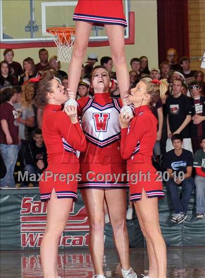 Thumbnail 2 in Woodlawn vs Sesser-Valier (1A Super Sectional) photogallery.