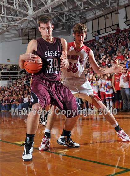 Thumbnail 2 in Woodlawn vs Sesser-Valier (1A Super Sectional) photogallery.