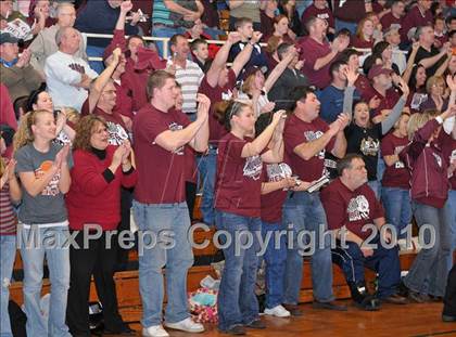 Thumbnail 1 in Woodlawn vs Sesser-Valier (1A Super Sectional) photogallery.