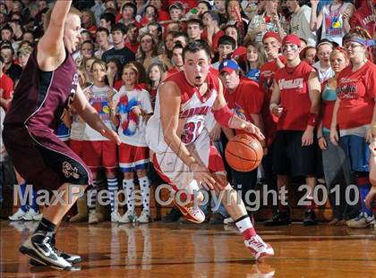Thumbnail 3 in Woodlawn vs Sesser-Valier (1A Super Sectional) photogallery.