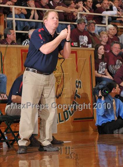 Thumbnail 1 in Woodlawn vs Sesser-Valier (1A Super Sectional) photogallery.