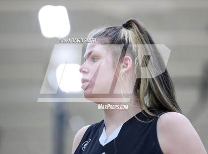 Thumbnail 3 in Lee's Summit West @ Staley (MSHSAA Class 6 Quarterfinal) photogallery.