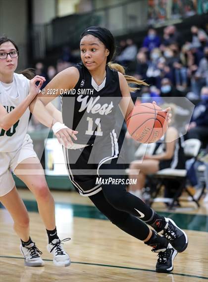 Thumbnail 1 in Lee's Summit West @ Staley (MSHSAA Class 6 Quarterfinal) photogallery.