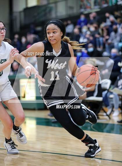 Thumbnail 3 in Lee's Summit West @ Staley (MSHSAA Class 6 Quarterfinal) photogallery.
