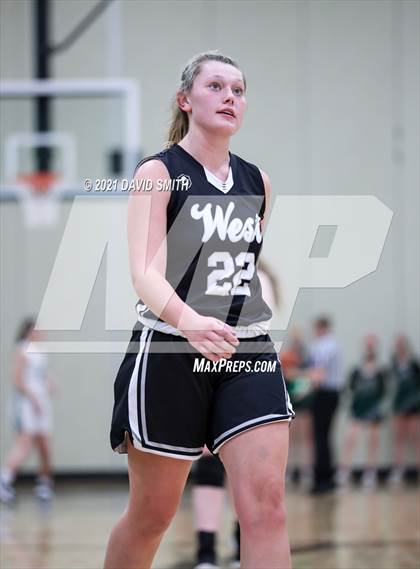 Thumbnail 3 in Lee's Summit West @ Staley (MSHSAA Class 6 Quarterfinal) photogallery.
