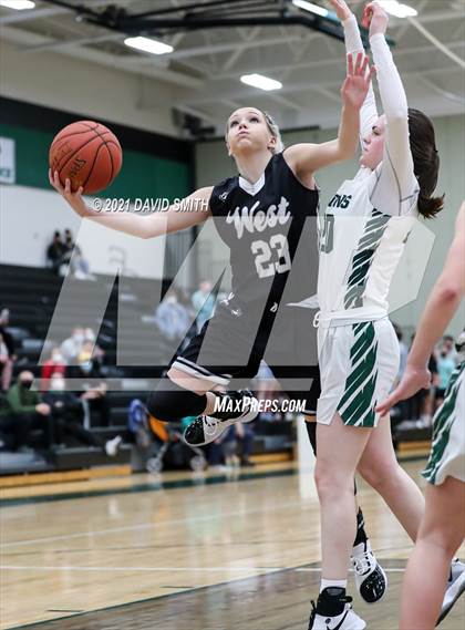 Thumbnail 1 in Lee's Summit West @ Staley (MSHSAA Class 6 Quarterfinal) photogallery.