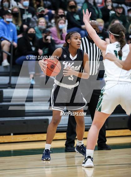 Thumbnail 2 in Lee's Summit West @ Staley (MSHSAA Class 6 Quarterfinal) photogallery.