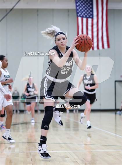 Thumbnail 1 in Lee's Summit West @ Staley (MSHSAA Class 6 Quarterfinal) photogallery.