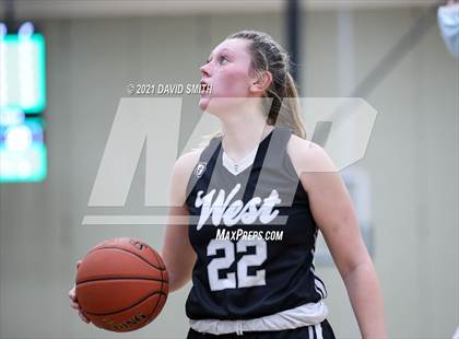 Thumbnail 2 in Lee's Summit West @ Staley (MSHSAA Class 6 Quarterfinal) photogallery.