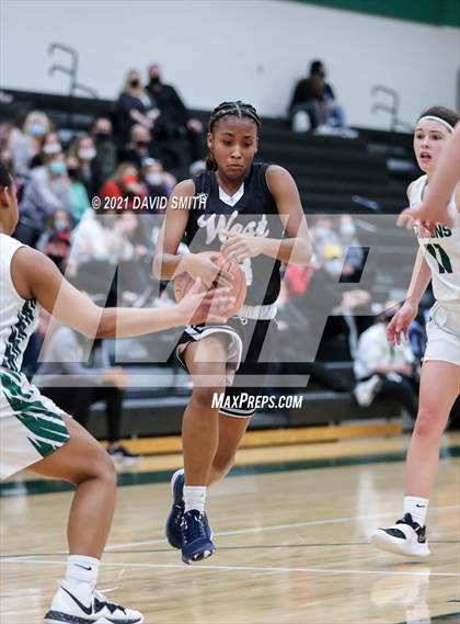 Thumbnail 2 in Lee's Summit West @ Staley (MSHSAA Class 6 Quarterfinal) photogallery.