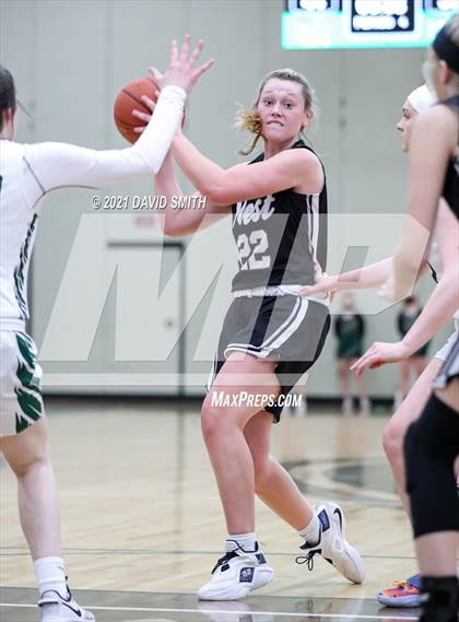 Thumbnail 3 in Lee's Summit West @ Staley (MSHSAA Class 6 Quarterfinal) photogallery.