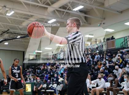 Thumbnail 3 in Lee's Summit West @ Staley (MSHSAA Class 6 Quarterfinal) photogallery.