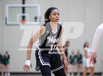 Thumbnail 1 in Lee's Summit West @ Staley (MSHSAA Class 6 Quarterfinal) photogallery.