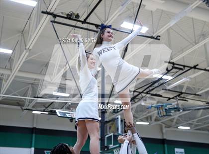Thumbnail 1 in Lee's Summit West @ Staley (MSHSAA Class 6 Quarterfinal) photogallery.