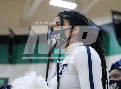 Thumbnail 3 in Lee's Summit West @ Staley (MSHSAA Class 6 Quarterfinal) photogallery.