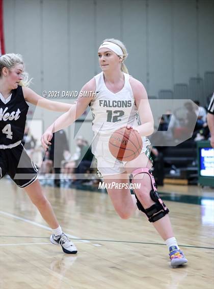 Thumbnail 1 in Lee's Summit West @ Staley (MSHSAA Class 6 Quarterfinal) photogallery.