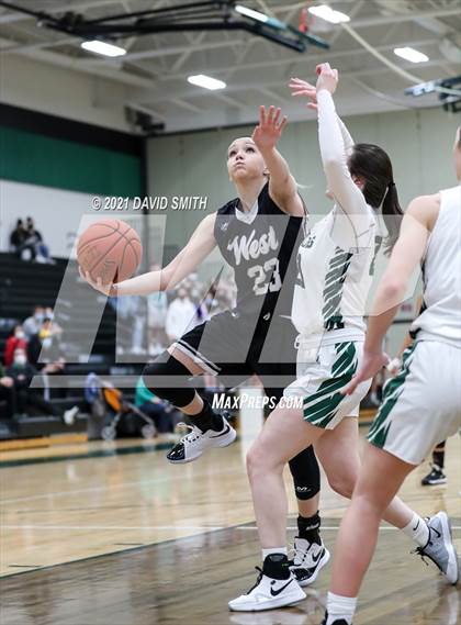 Thumbnail 3 in Lee's Summit West @ Staley (MSHSAA Class 6 Quarterfinal) photogallery.