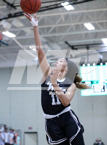 Thumbnail 1 in Lee's Summit West @ Staley (MSHSAA Class 6 Quarterfinal) photogallery.