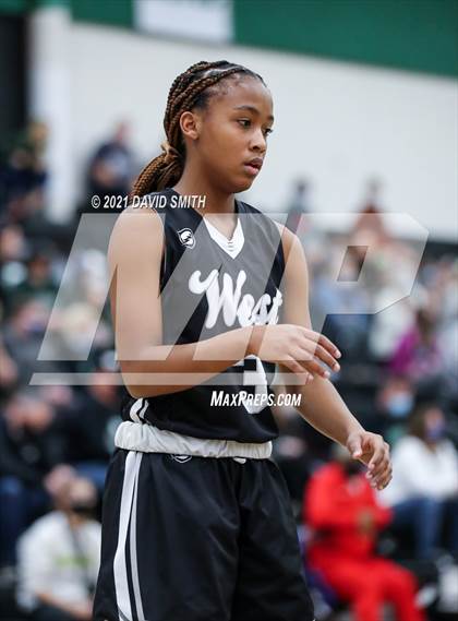 Thumbnail 1 in Lee's Summit West @ Staley (MSHSAA Class 6 Quarterfinal) photogallery.