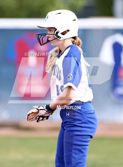 Thumbnail 3 in Paradise Honors vs. Mountain Pointe photogallery.