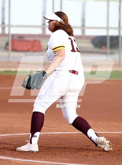 Thumbnail 3 in Paradise Honors vs. Mountain Pointe photogallery.
