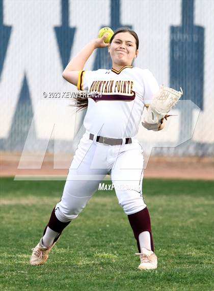 Thumbnail 1 in Paradise Honors vs. Mountain Pointe photogallery.