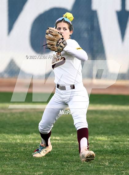 Thumbnail 3 in Paradise Honors vs. Mountain Pointe photogallery.