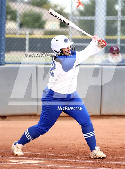 Thumbnail 2 in Paradise Honors vs. Mountain Pointe photogallery.