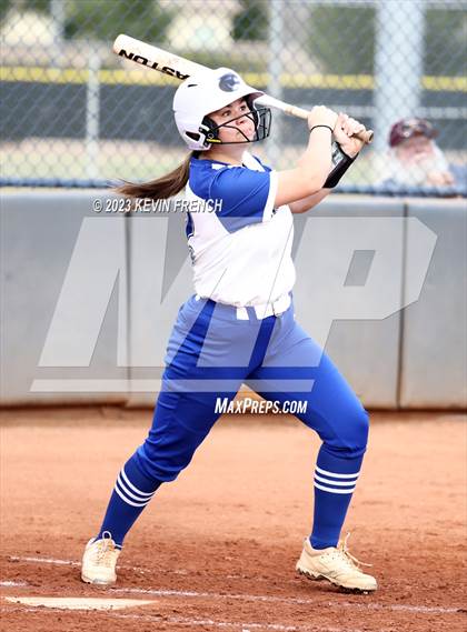 Thumbnail 3 in Paradise Honors vs. Mountain Pointe photogallery.
