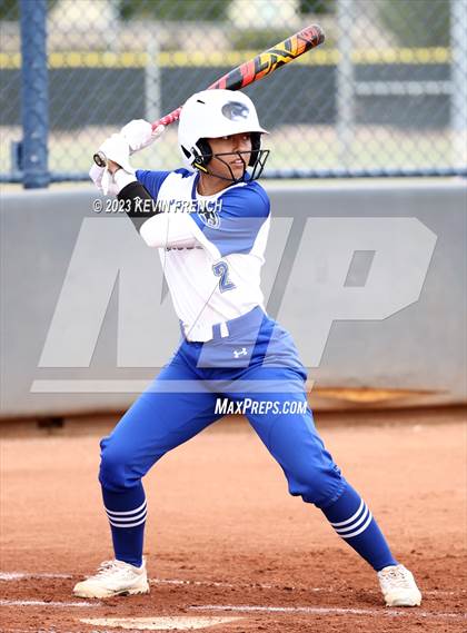 Thumbnail 2 in Paradise Honors vs. Mountain Pointe photogallery.