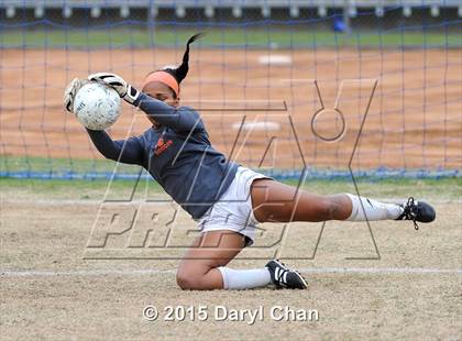 Thumbnail 3 in La Salle @ Polytechnic photogallery.