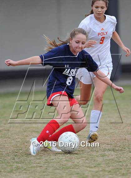 Thumbnail 2 in La Salle @ Polytechnic photogallery.