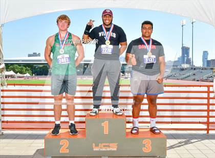 Thumbnail 1 in UIL 6A State Championship photogallery.