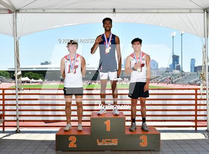Thumbnail 3 in UIL 6A State Championship photogallery.