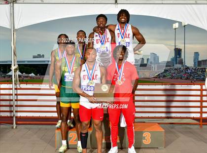 Thumbnail 2 in UIL 6A State Championship photogallery.