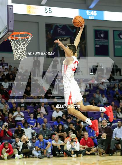 Thumbnail 3 in Slam Dunk Competition (City of Palms Classic) photogallery.