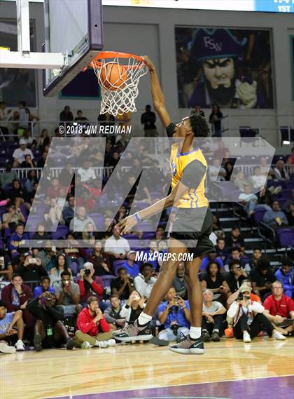 Thumbnail 3 in Slam Dunk Competition (City of Palms Classic) photogallery.