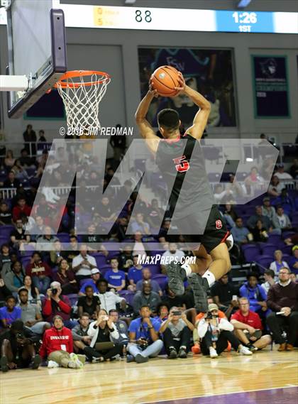 Thumbnail 3 in Slam Dunk Competition (City of Palms Classic) photogallery.