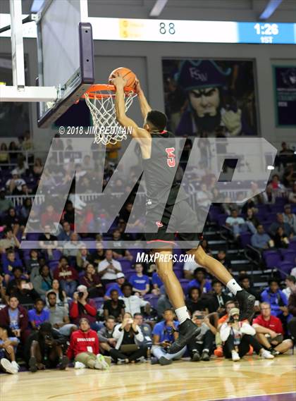 Thumbnail 3 in Slam Dunk Competition (City of Palms Classic) photogallery.