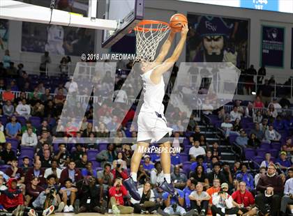 Thumbnail 1 in Slam Dunk Competition (City of Palms Classic) photogallery.