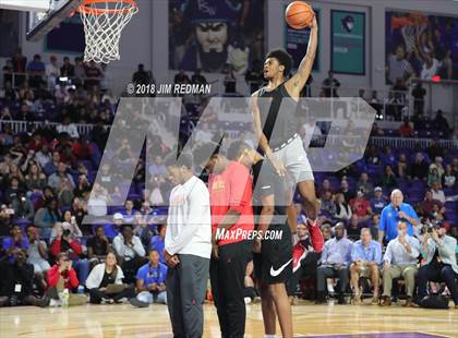 Thumbnail 3 in Slam Dunk Competition (City of Palms Classic) photogallery.