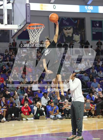 Thumbnail 3 in Slam Dunk Competition (City of Palms Classic) photogallery.
