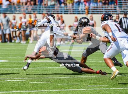 Thumbnail 2 in Hutto vs. West Mesquite photogallery.
